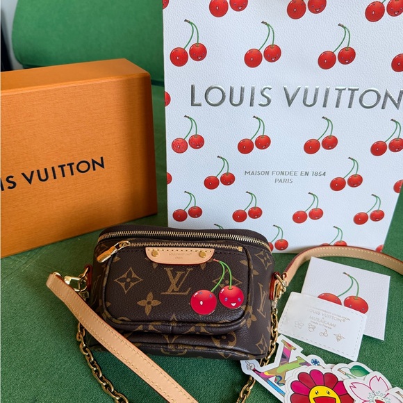 Louis Vuitton X Takashi Murakami Monogram Cerises Mini Bumbag - Picture 9 of 9